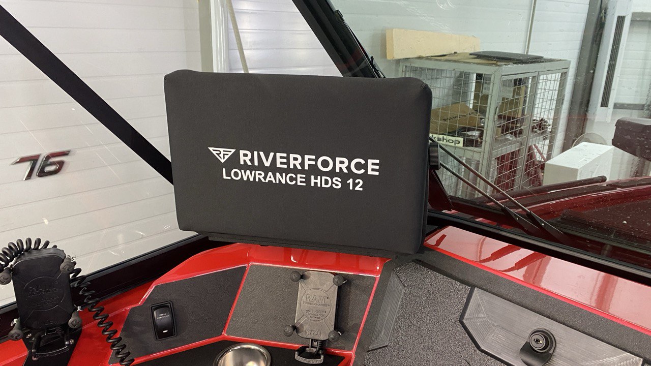 Защитный неопреновый чехол для эхолота Lowrance HDS 12 Riverforce_1