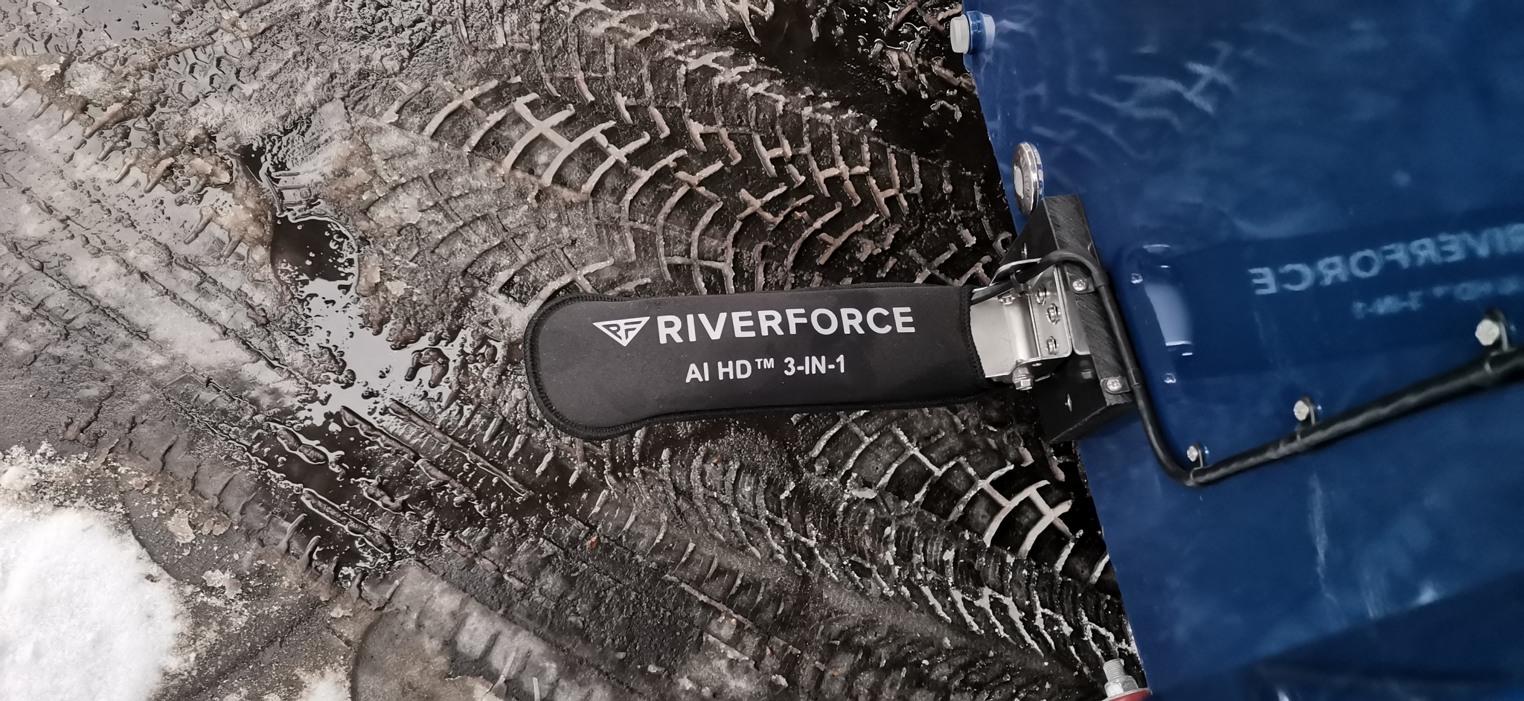Защитный неопреновый чехол для датчика Lowrance Active Imaging HD™ 3-in-1 Riverforce_2