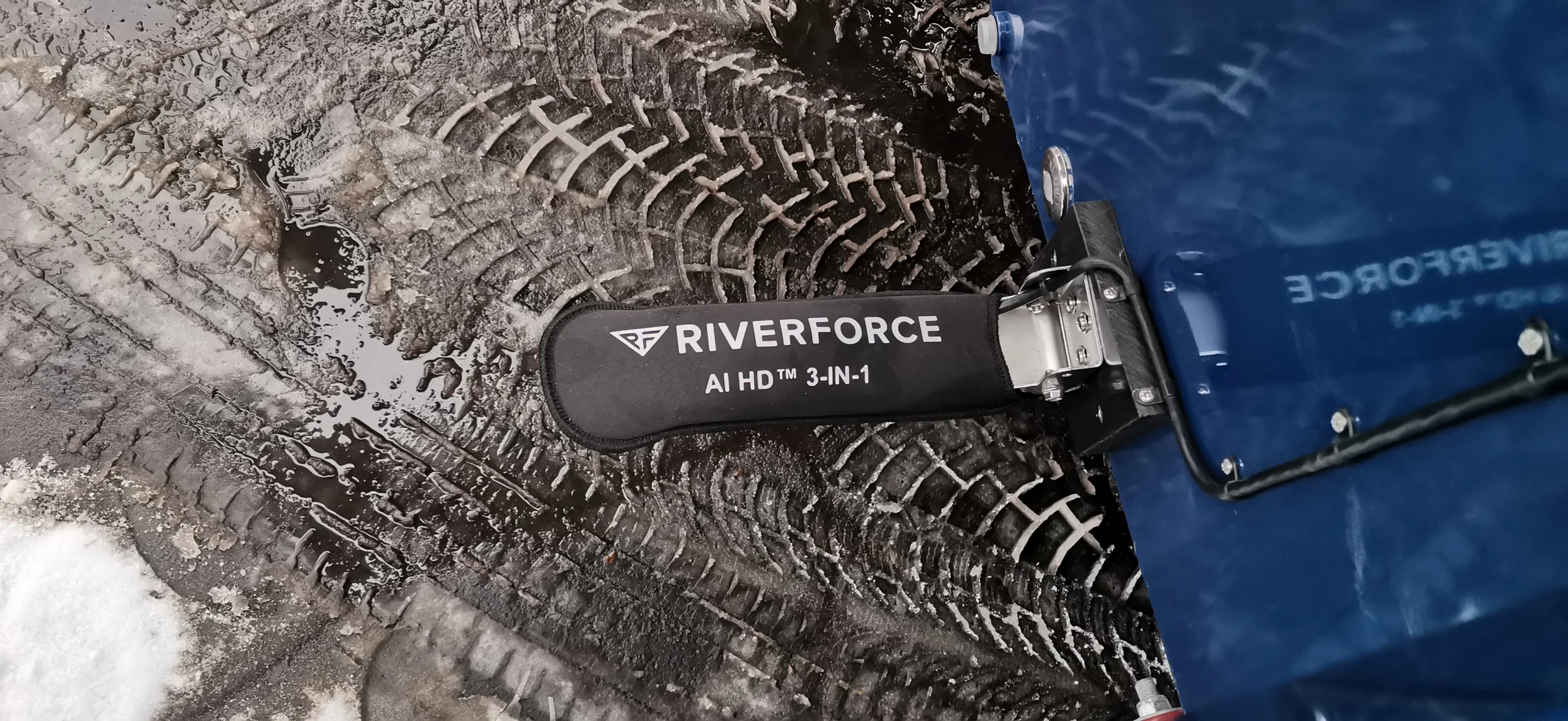 Защитный неопреновый чехол для датчика Lowrance Active Imaging HD™ 3-in-1 Riverforce_2