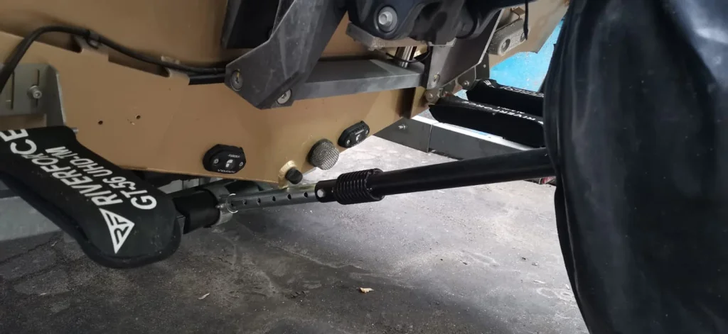 Защитный опорный кронштейн для ноги ПЛМ