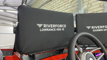 Защитный неопреновый чехол для эхолота Lowrance HDS 16 Riverforce