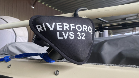 Защитный неопреновый чехол для датчика Garmin LVS 32 Riverforce_3